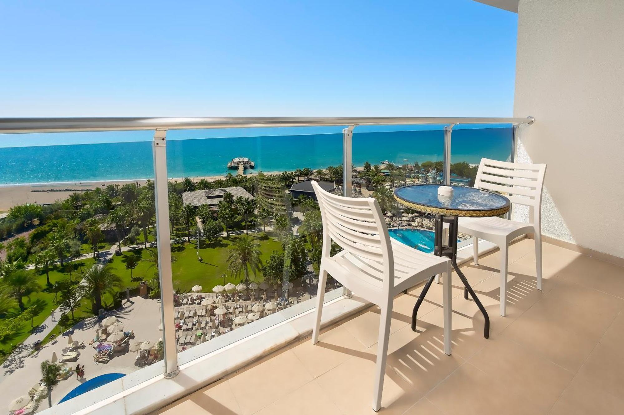 Double or Twin Room Partial Sea View